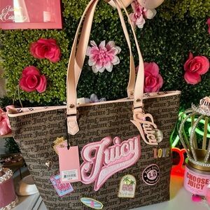 🩷🍒Juicy couture signature logo tote